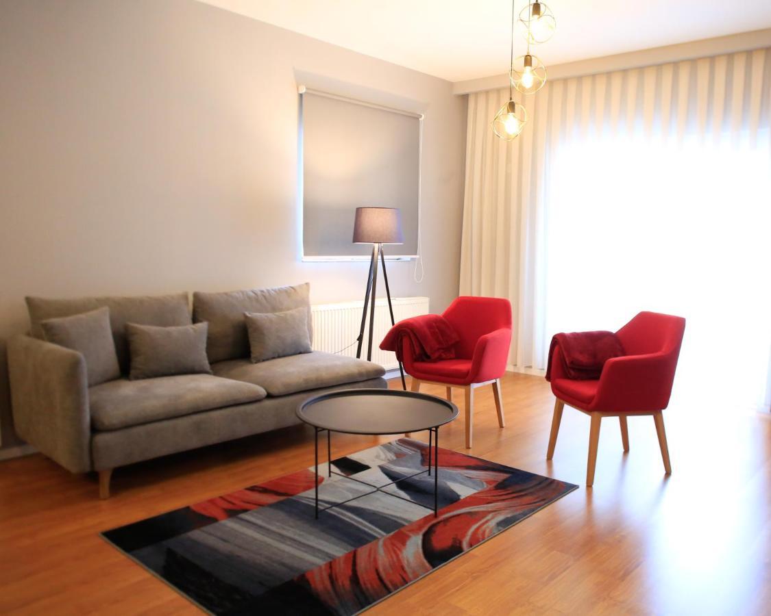 Parta Apartment พริสตีนา ภายนอก รูปภาพ